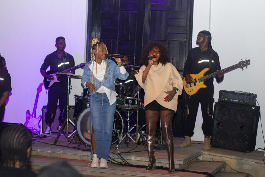 Vue de la soirée Live avec Fifamè & Fanny Sènan