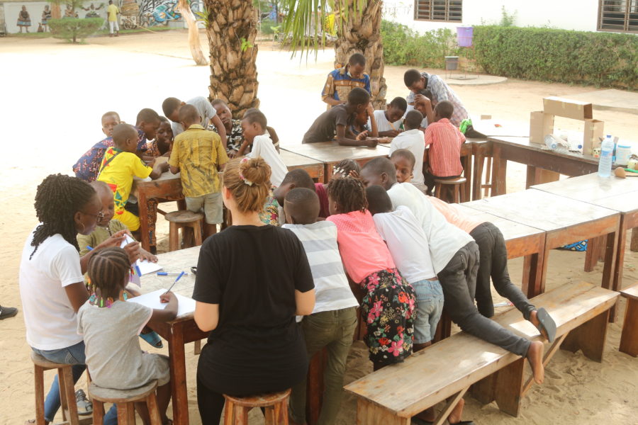 Vue de l'atelier Jeune Public d'initiation à l'art de la marionnette