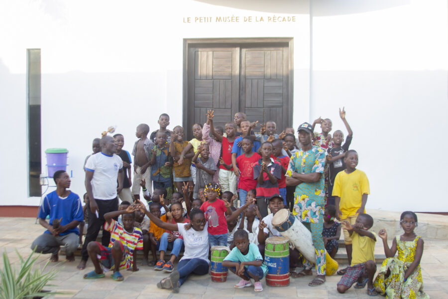 Vue de l'atelier jeune public de danse kaléta dans le cadre de la 4è édition du Carnaval Kaléta de Cotonou