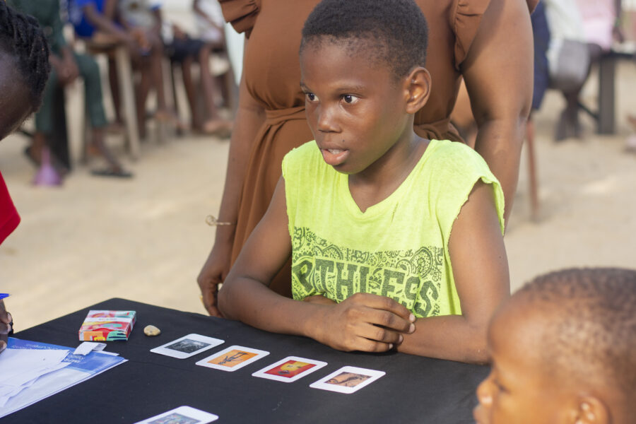Vue de l'atelier jeune public « Wă ​nyì ​wě » à l'Espace Culturel Le Centre