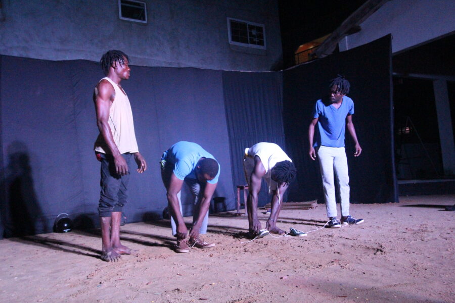 Vue du spectacle de théâtre-danse « Notre Aujourd'hui »