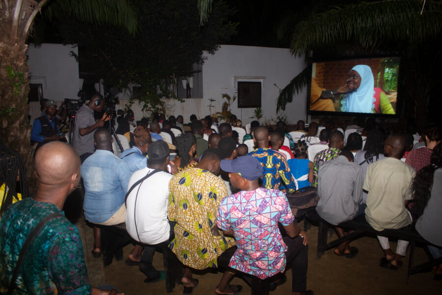 Vue de la projection du long métrage « Le rêve de Kadi » à l'Espace Culturel Le Centre