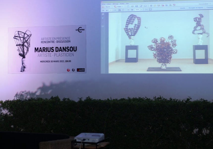 Vue de la rencontre-discussion avec Marius Dansou à Le Centre