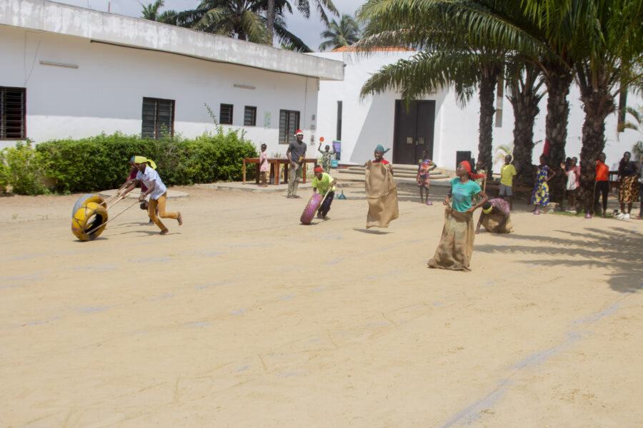 Vue de la journée Yɔkpɔ́lisá 2022 à Le Centre