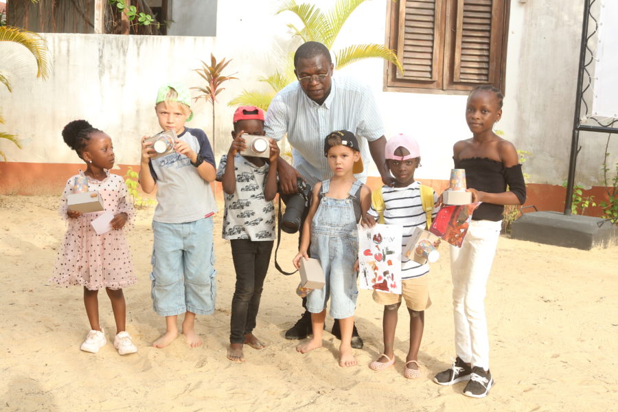 Vue de l'atelier Jeune Public d'initiation à la peinture et à la photographie