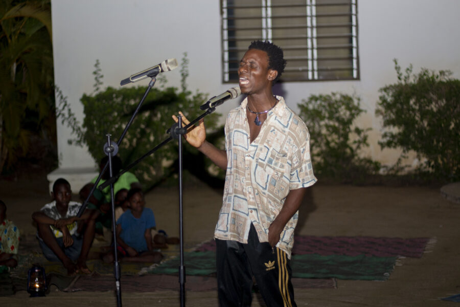 Vue de la Nuit de la Poésie à Le Centre