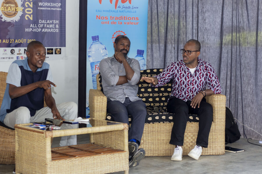 Vue de la rencontre-discussion sur la genèse du Hip-Hop au Bénin à Le Centre dans le cadre du Dalah'sh 8