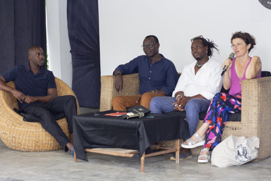 Vue de la rencontre-discussion Cotonou Gallery Forum à Le Centre