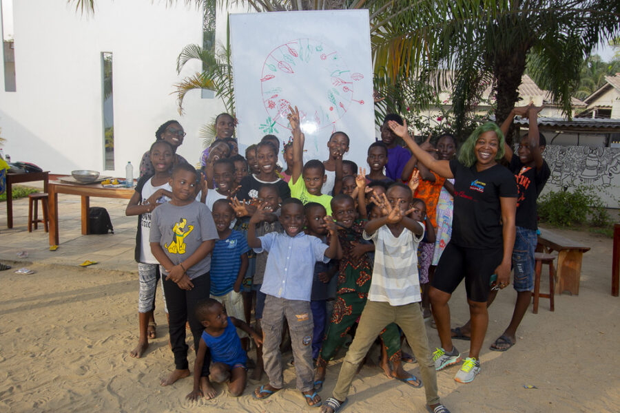 Vue de l'atelier jeune Public d'initiation au théâtre pour la préservation de l’environnement et le bien-être à Le Centre