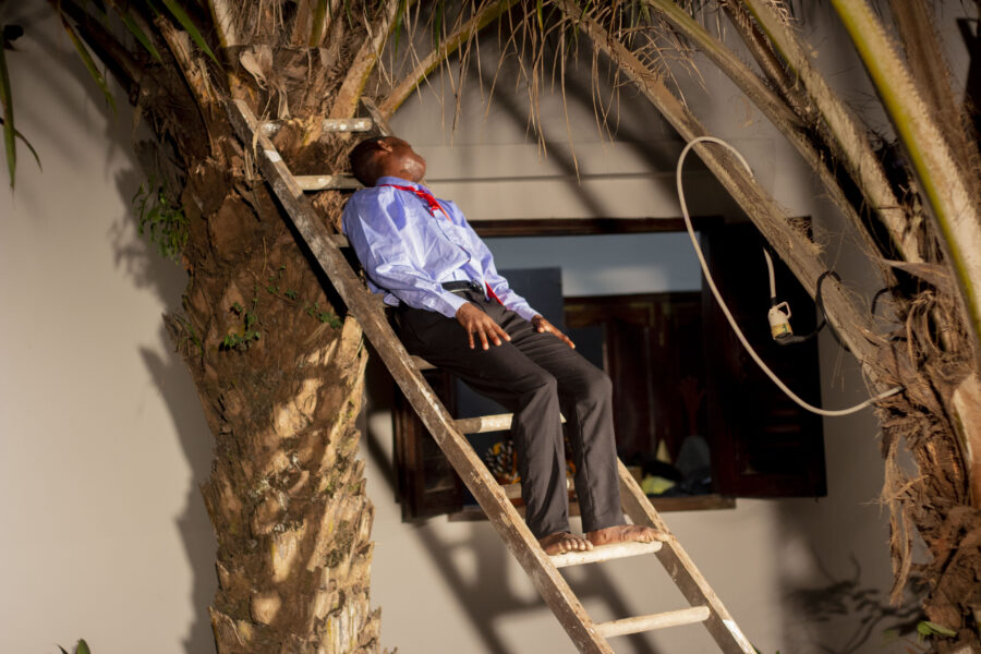 Vue de la pièce de théâtre « La traversée avec Salamè » en représentation à Le Centre