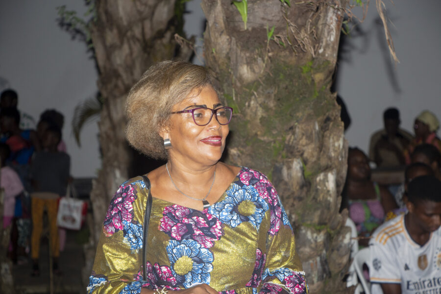 Vue de l'actrice Ola Vigouroux à la projection du film « Pourquoi moi ? » à Wà Cinéma