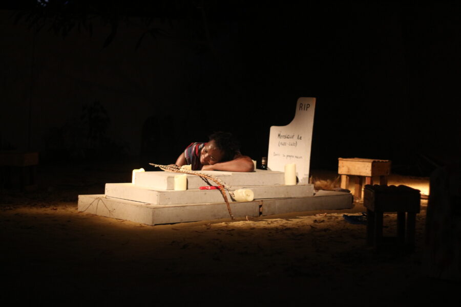 Vue de la pièce de théâtre « Soeurs d'ange »