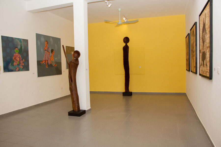 Vue de l'exposition « La Déesse » à l'Espace Culturel Le Centre