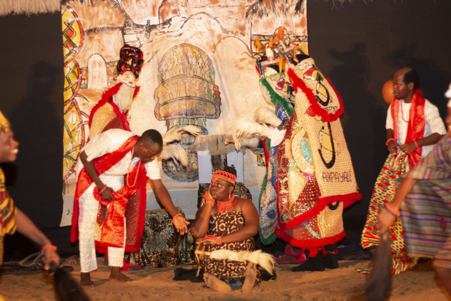 Spectacle de théâtre "Le trône vide"