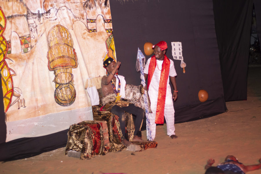 Spectacle de théâtre "Le trône vide"