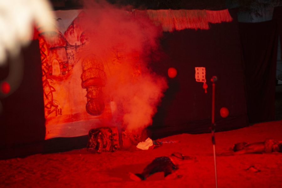 Spectacle de théâtre "Le trône vide"