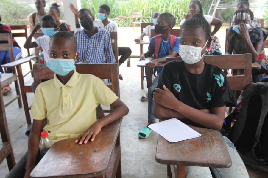 Les Petites Écritures de Lobozounkpa