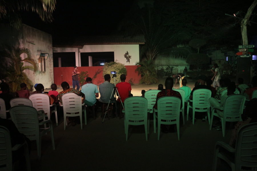 Battle all style, spectacle Agbada, Le Chaos Élégant