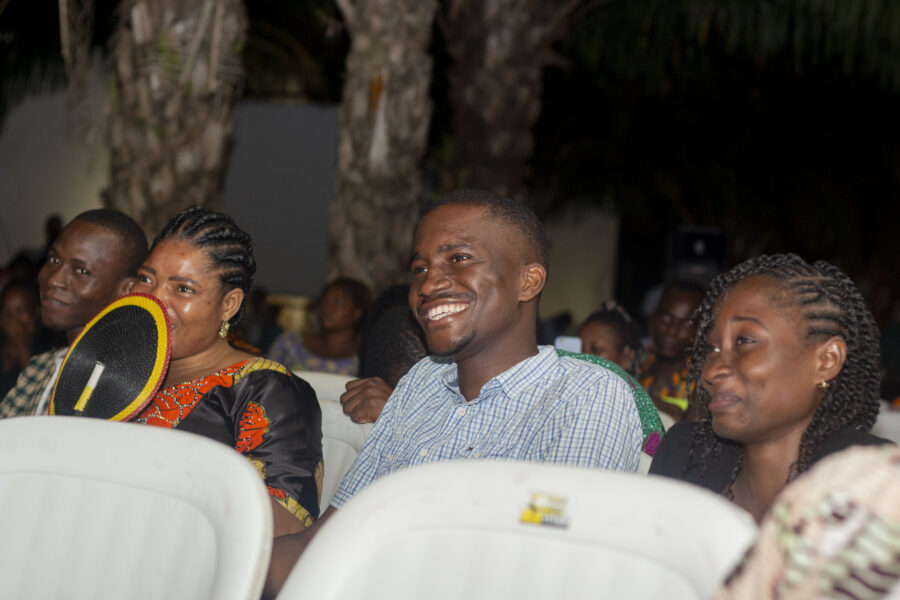Vue de la soirée humour avec l'artiste humoriste Éléphant mouillée à l'Espace Culturel Le Centre