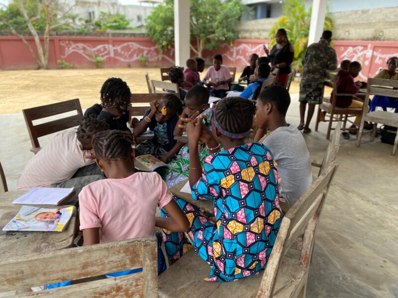 Vue d'une séance du Club de Lecture à l'Espace Culturel Le Centre