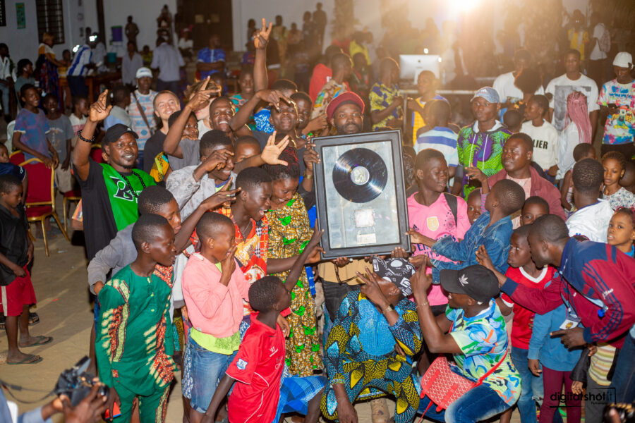 Vue de la grande finale du Cotonou Underground Freestyle lors du Dalah'sh 2022 à Le Centre