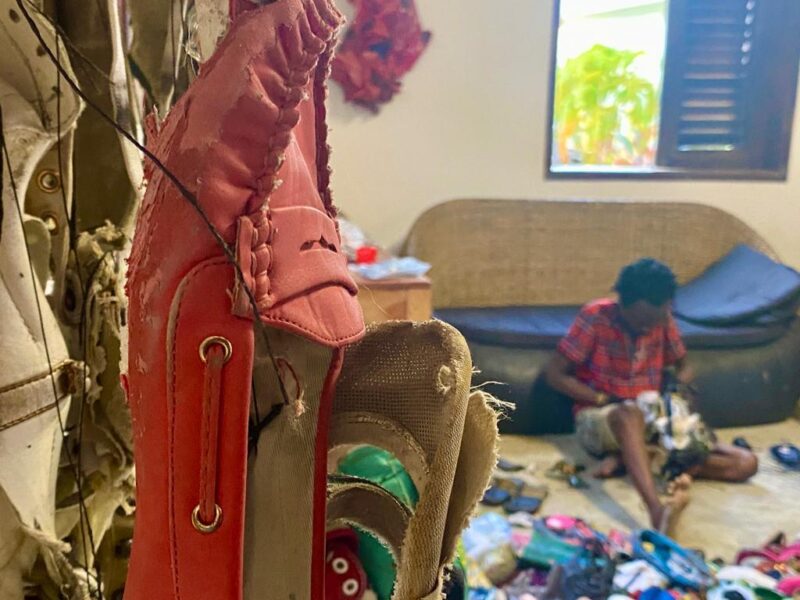 Vue des artistes Achille Adonon & Bettie Nin en création lors de leur résidence de recherches et de création à Le Centre